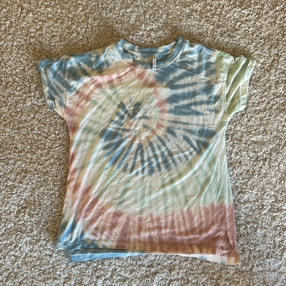 Entire matching tie dye sweatsuit. Joggers, pullover & tee! Z supply.Never worn! - Picture 4 of 10